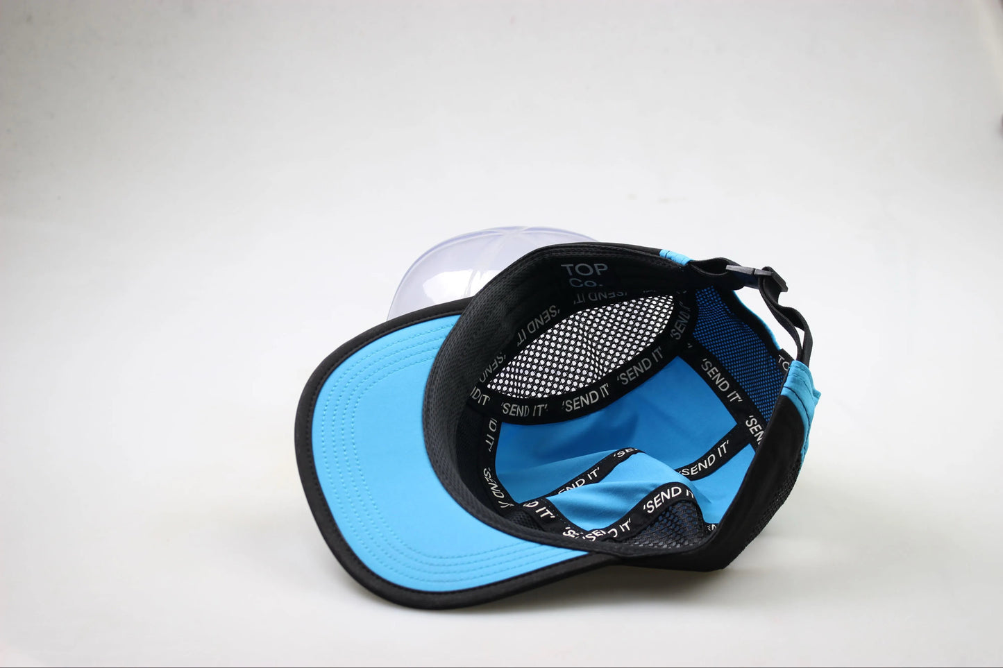 Lagoon blue runner