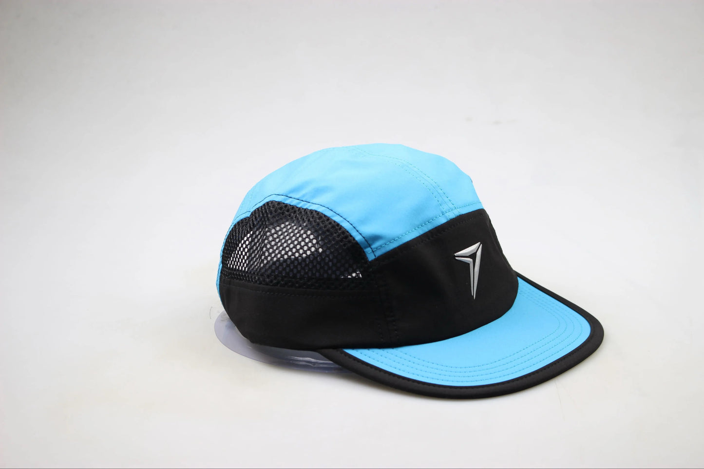 Lagoon blue runner