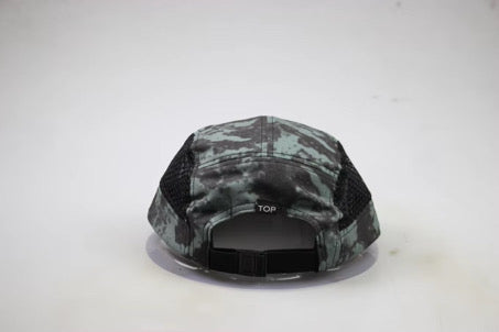 Camo runner